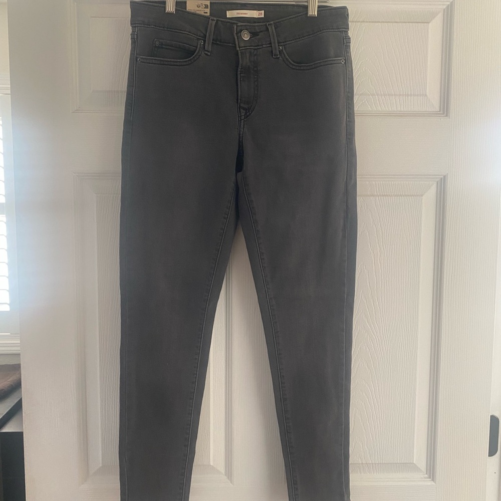 Levi's Women's Skinny Jeans - Dark Gray
